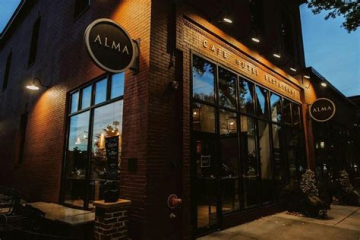 معنى اسم المى Alma وصفات حاملة الاسم