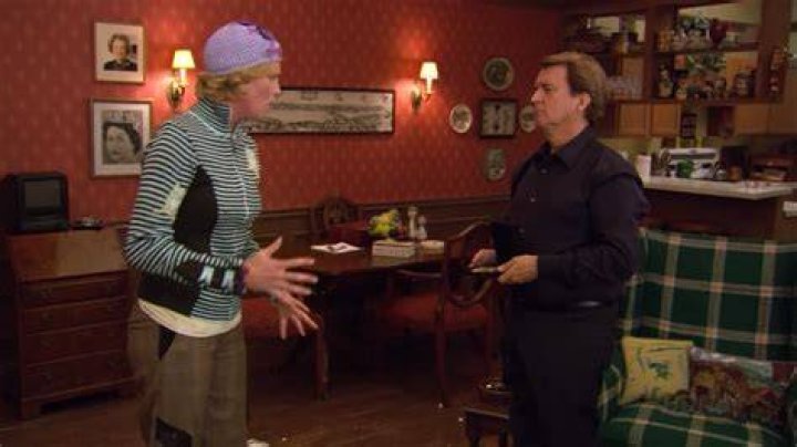 Arrested Development’s Hidden Jokes: Episodes 7 and 8