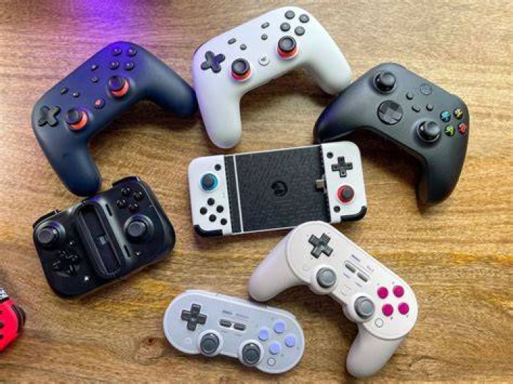 Best game controllers to use with Android emulators 2022