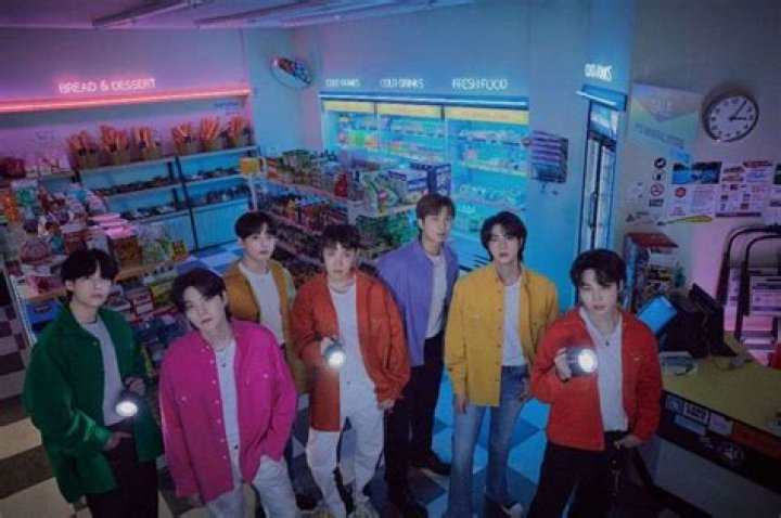عضو فرقة BTS 