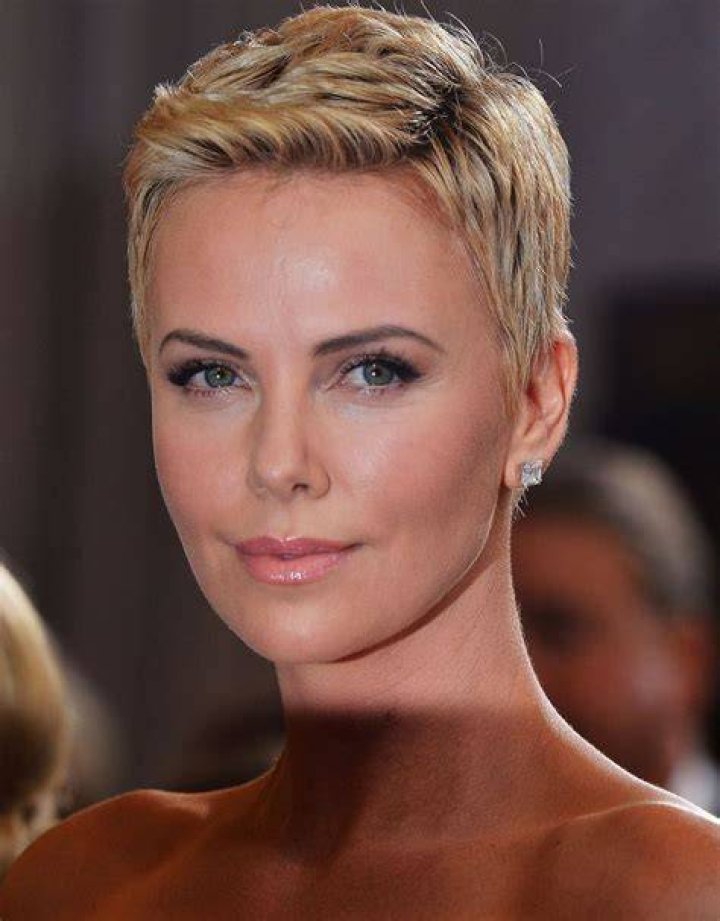 Charlize Theron's Oscars Pixie Hairstyle