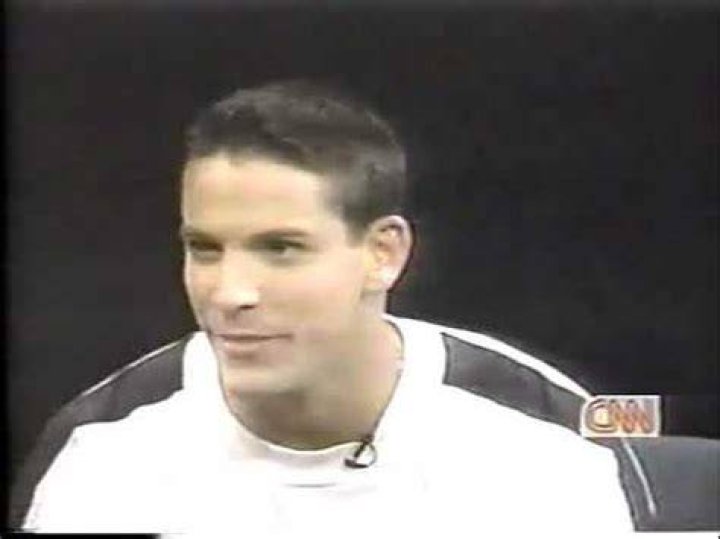 CNN - Showbuzz - June 8, 1998