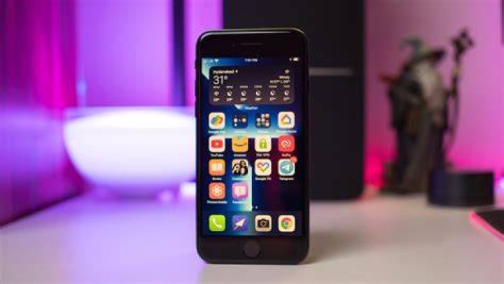 Google’s Pixel 6A with Tensor out-Appled Apple’s iPhone SE