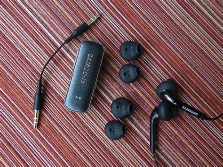Hands-on with the Samsung Level Link wireless adapter