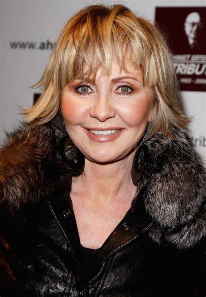Lulu Singer Net Worth