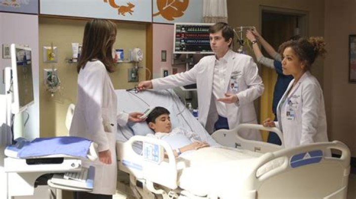 S05.E17: The Lea Show - The Good Doctor