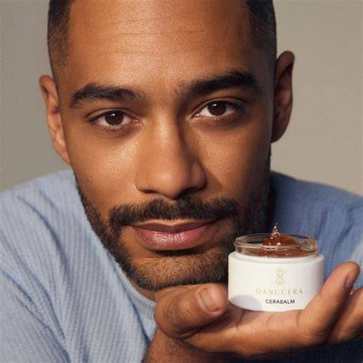 This Multi-Purpose Face Balm Has Replaced My Foundation