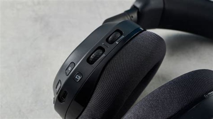 What is treble boost on turtle beaches?